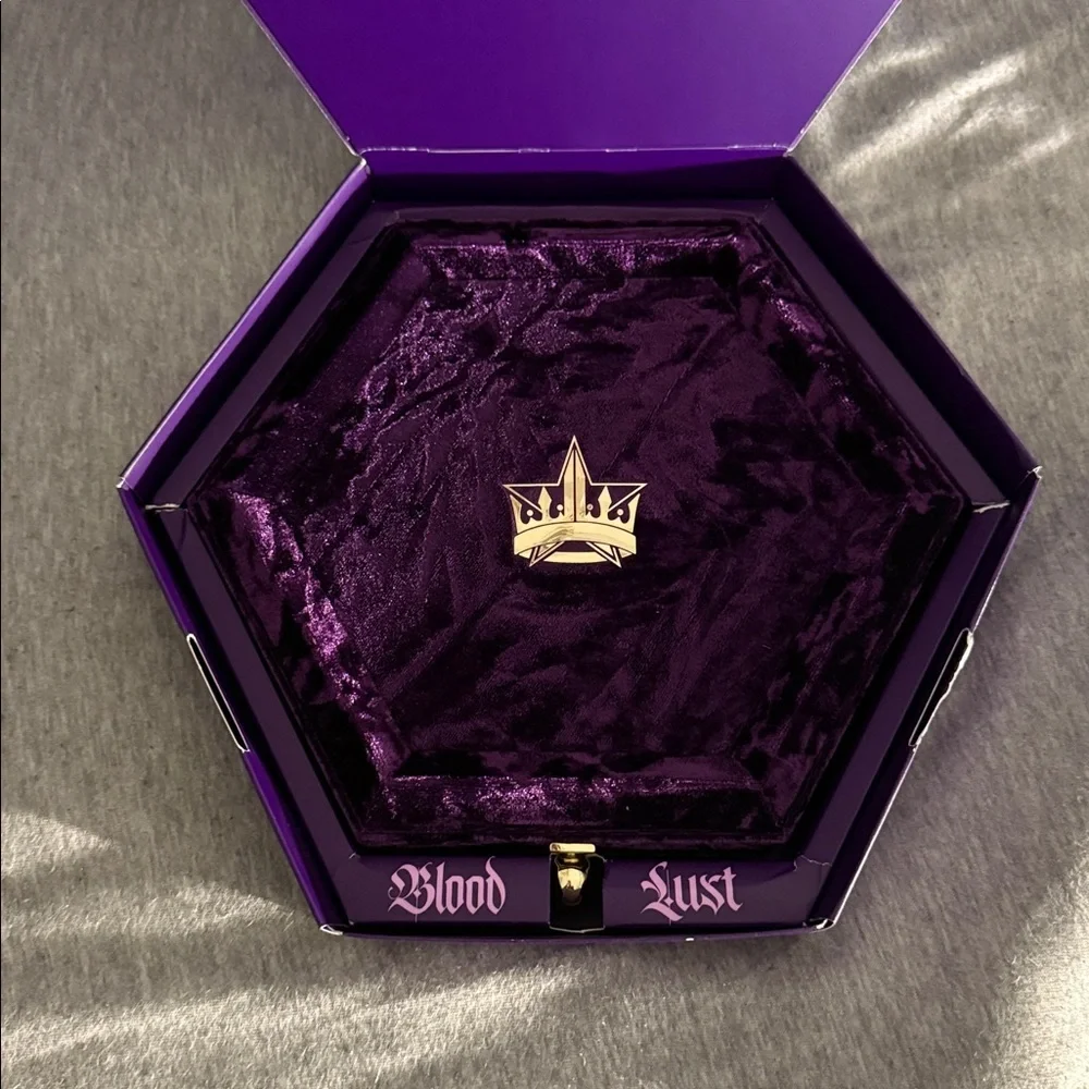 Jeffree Star Blood Lust Artistry Palette